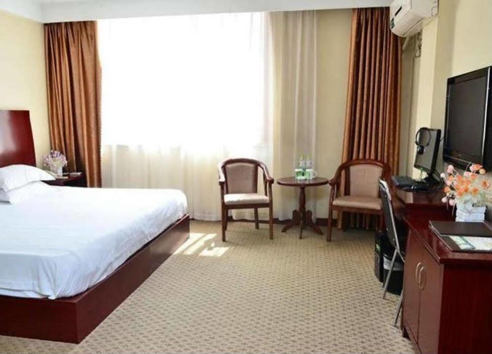 Greentree Inn- Linyi Bus Station Branch Zewnętrze zdjęcie